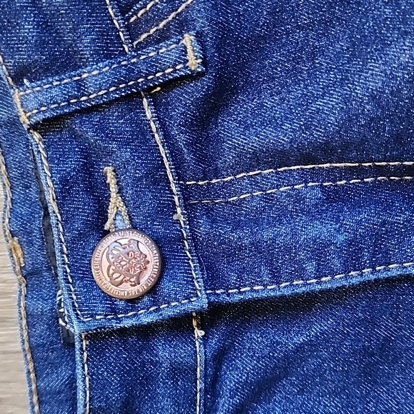 PROJECT EIGHTEEN SHORT - Picture 3 of 9